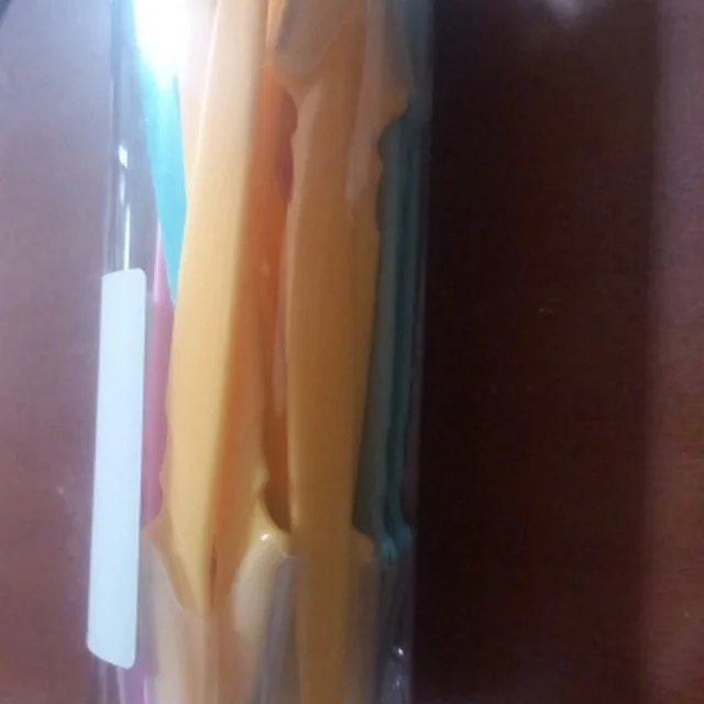 Peachly dermaplane razor photographed by a verified buyer